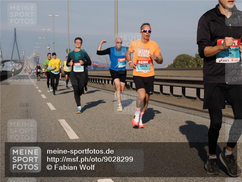 03.10.2025 - Köhlbrandbrückenlauf Fabian Wolf http://msf.ph/oto/9028299 03.10.2025 09:43:41 Position 3 1027, 3043, 1261 meine-sportfotos.de