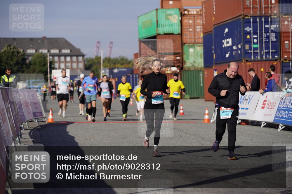 03.10.2025 - Köhlbrandbrückenlauf Michael Burmester http://msf.ph/oto/9028312 03.10.2025 10:32:41 Ziel 1625, 2149 meine-sportfotos.de