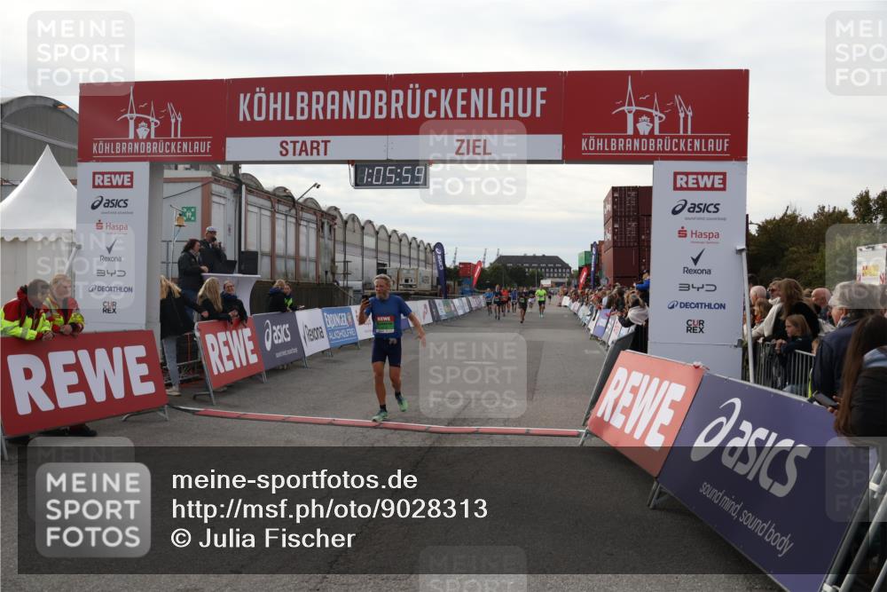 03.10.2025 - Köhlbrandbrückenlauf Julia Fischer http://msf.ph/oto/9028313 03.10.2025 16:05:59 Ziel 7646, 8616, 8924, 9102, 9468, 9489, 9566 meine-sportfotos.de