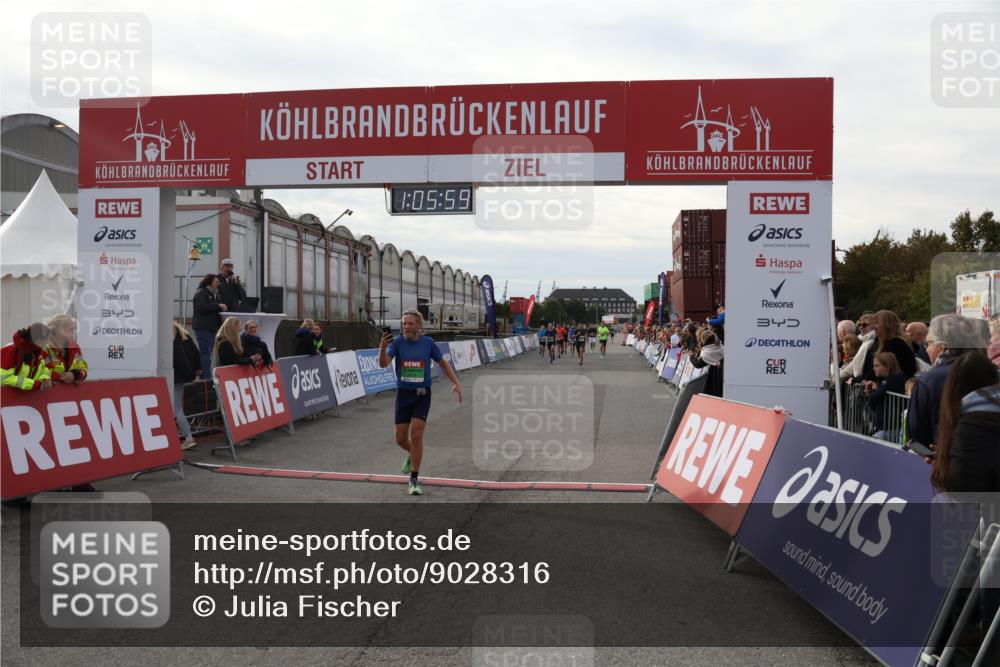 03.10.2025 - Köhlbrandbrückenlauf Julia Fischer http://msf.ph/oto/9028316 03.10.2025 16:05:59 Ziel 7646, 8616, 8924, 9102, 9468, 9489, 9566 meine-sportfotos.de
