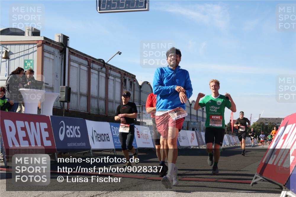 03.10.2025 - Köhlbrandbrückenlauf Luisa Fischer http://msf.ph/oto/9028337 03.10.2025 12:59:18 Ziel 4108, 4164, 4226, 4371, 4441, 4940, 5967, 6036, 6154, 6390, 6391, 6478, 6484, 6493, 6609 meine-sportfotos.de