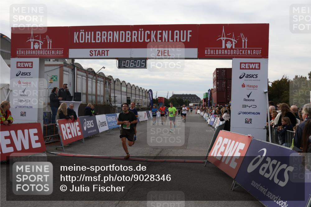 03.10.2025 - Köhlbrandbrückenlauf Julia Fischer http://msf.ph/oto/9028346 03.10.2025 16:06:05 Ziel 7610, 8539, 8616, 8813, 8886, 9102, 9378, 9468, 9596, 9626 meine-sportfotos.de