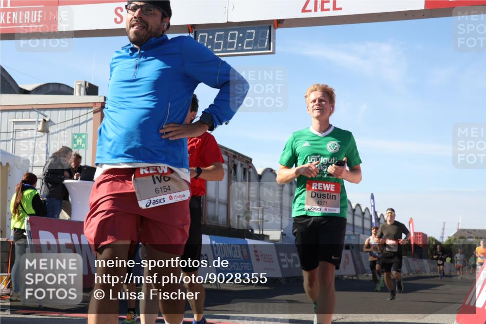 03.10.2025 - Köhlbrandbrückenlauf Luisa Fischer http://msf.ph/oto/9028355 03.10.2025 12:59:20 Ziel 4108, 4164, 4226, 4371, 4441, 4940, 5967, 6036, 6154, 6390, 6391, 6478, 6484, 6493, 6609 meine-sportfotos.de
