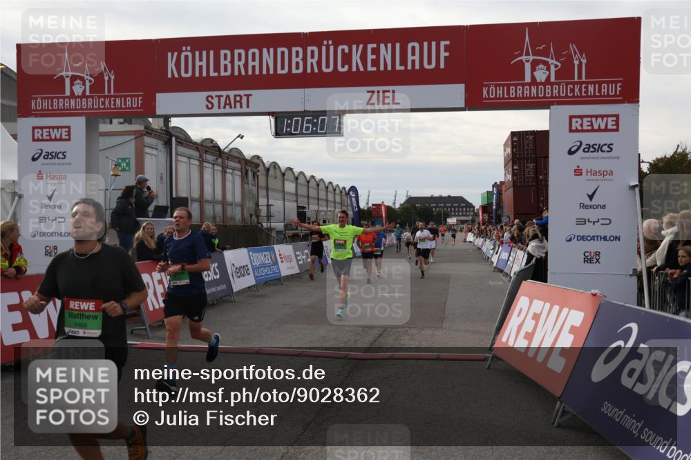 03.10.2025 - Köhlbrandbrückenlauf Julia Fischer http://msf.ph/oto/9028362 03.10.2025 16:06:07 Ziel 7296, 7610, 8539, 8616, 8813, 8886, 9100, 9378, 9468, 9596, 9626 meine-sportfotos.de