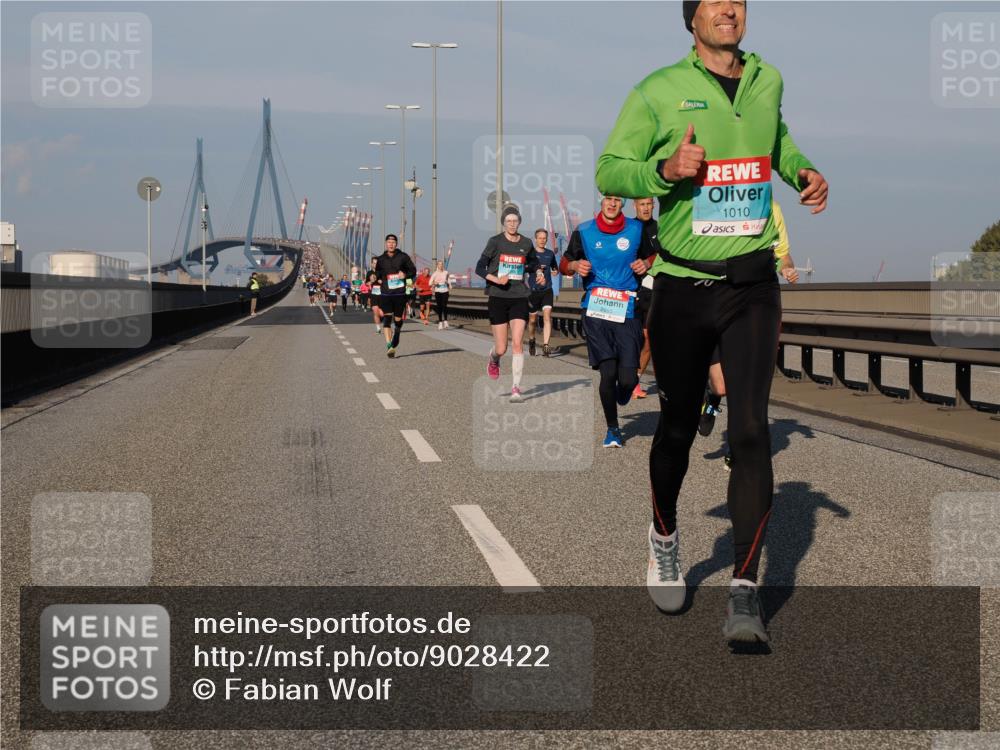 03.10.2025 - Köhlbrandbrückenlauf Fabian Wolf http://msf.ph/oto/9028422 03.10.2025 09:43:46 Position 3 1010 meine-sportfotos.de