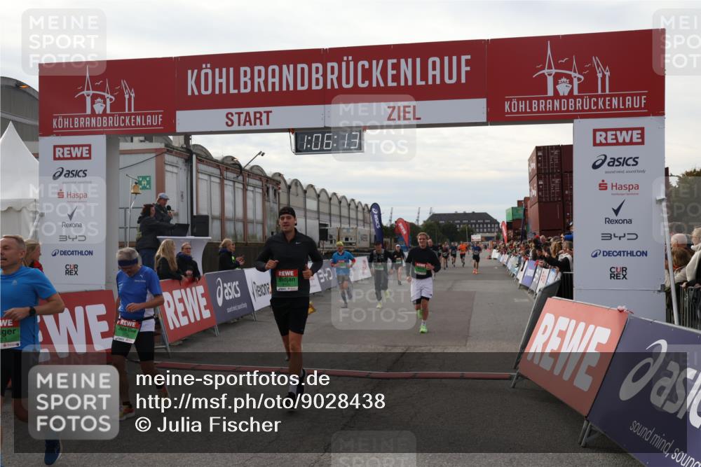 03.10.2025 - Köhlbrandbrückenlauf Julia Fischer http://msf.ph/oto/9028438 03.10.2025 16:06:13 Ziel 7296, 7343, 7610, 8064, 8539, 8813, 8886, 9100, 9378, 9451, 9468, 9483, 9596, 9626, 9633 meine-sportfotos.de