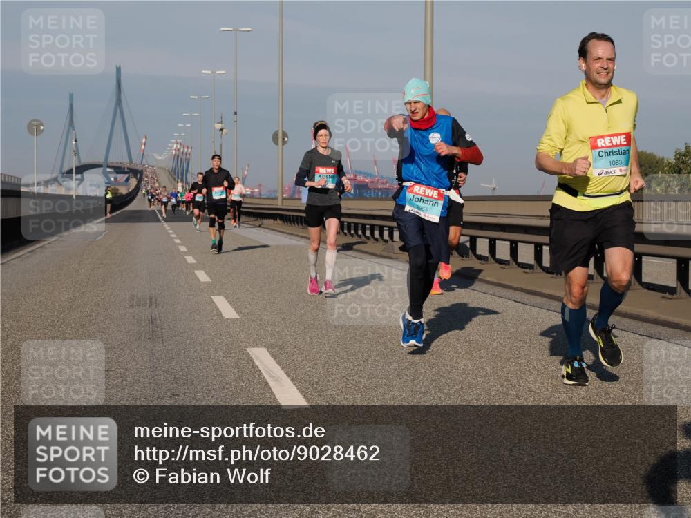 03.10.2025 - Köhlbrandbrückenlauf Fabian Wolf http://msf.ph/oto/9028462 03.10.2025 09:43:48 Position 3 2955, 1083 meine-sportfotos.de