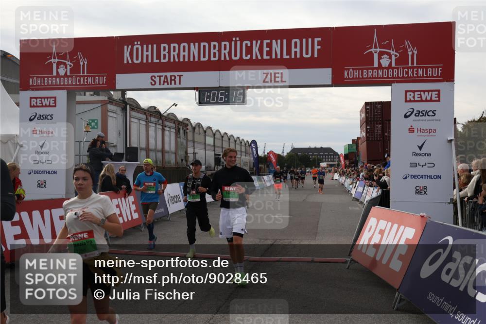 03.10.2025 - Köhlbrandbrückenlauf Julia Fischer http://msf.ph/oto/9028465 03.10.2025 16:06:15 Ziel 7296, 7343, 7601, 7610, 8064, 8539, 8813, 8886, 9100, 9378, 9451, 9468, 9483, 9596, 9626, 9633 meine-sportfotos.de