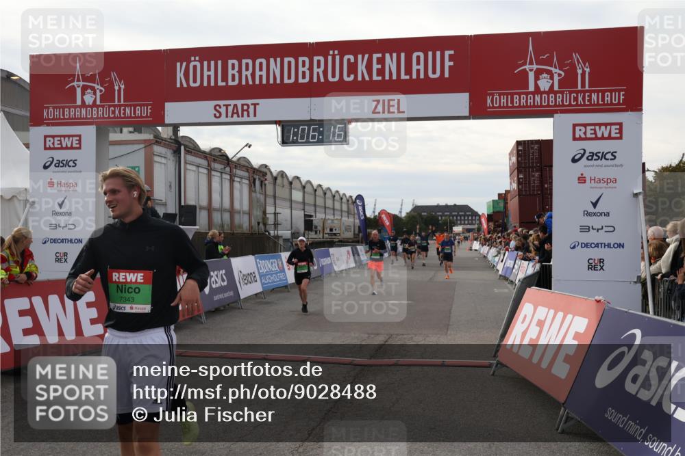 03.10.2025 - Köhlbrandbrückenlauf Julia Fischer http://msf.ph/oto/9028488 03.10.2025 16:06:17 Ziel 7296, 7343, 7601, 8064, 8539, 8802, 8813, 8886, 8991, 9100, 9378, 9451, 9483, 9596, 9626, 9633 meine-sportfotos.de