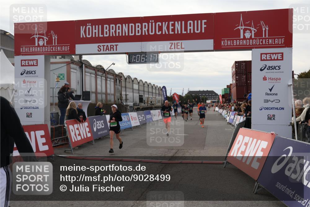03.10.2025 - Köhlbrandbrückenlauf Julia Fischer http://msf.ph/oto/9028499 03.10.2025 16:06:18 Ziel 7296, 7343, 7601, 8064, 8539, 8802, 8803, 8804, 8805, 8813, 8886, 8991, 9100, 9451, 9483, 9596, 9626, 9633 meine-sportfotos.de