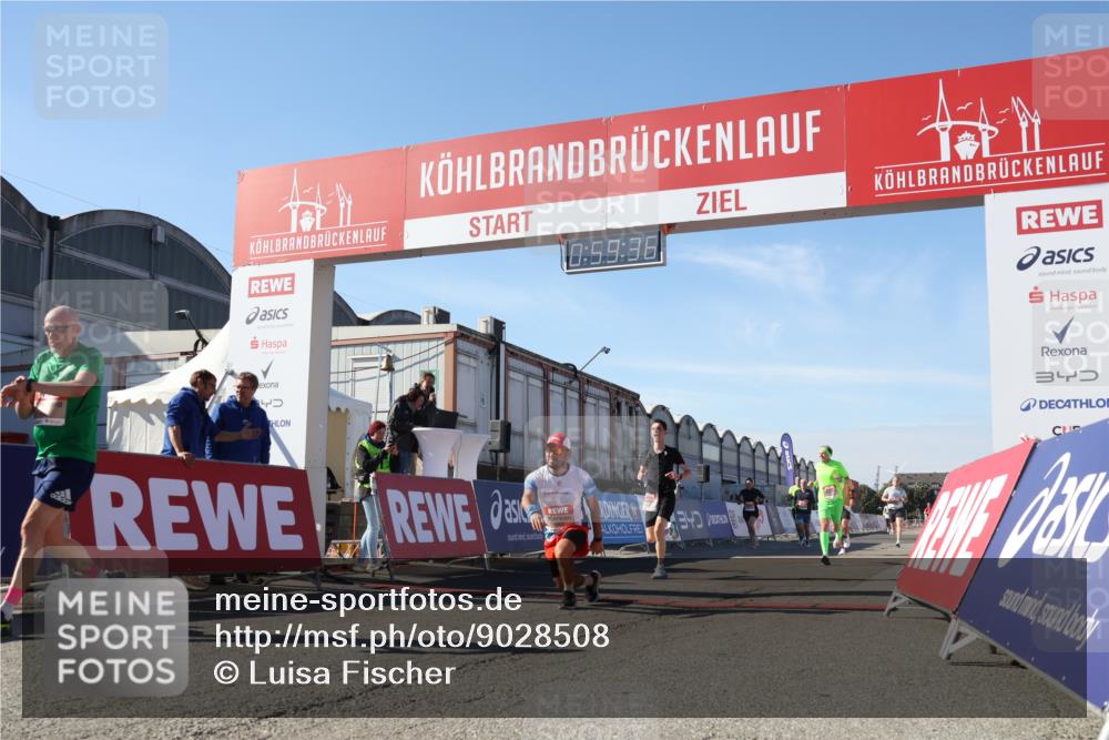03.10.2025 - Köhlbrandbrückenlauf Luisa Fischer http://msf.ph/oto/9028508 03.10.2025 12:59:35 Ziel 4111, 4119, 4215, 4270, 4475, 6060, 6325, 6364, 6616, 6666, 6754 meine-sportfotos.de