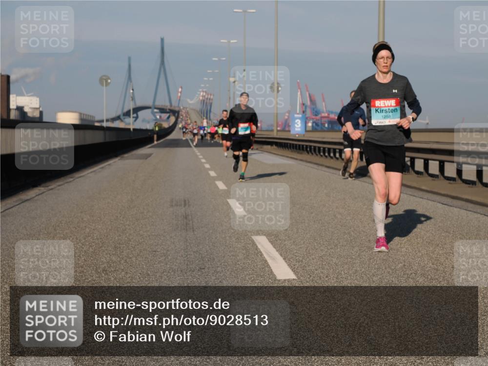 03.10.2025 - Köhlbrandbrückenlauf Fabian Wolf http://msf.ph/oto/9028513 03.10.2025 09:43:49 Position 3 1258 meine-sportfotos.de