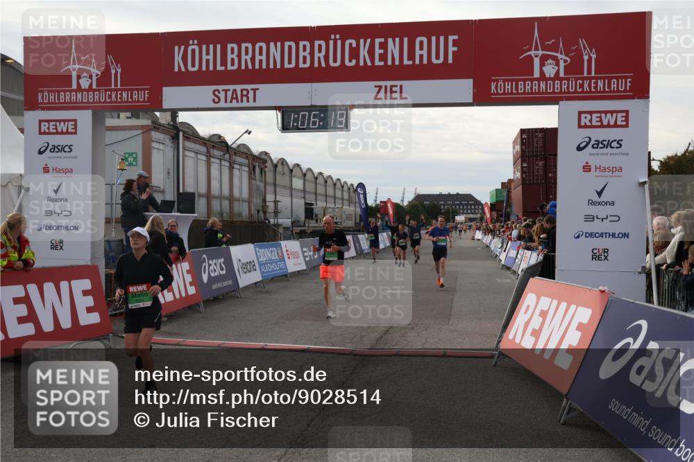 03.10.2025 - Köhlbrandbrückenlauf Julia Fischer http://msf.ph/oto/9028514 03.10.2025 16:06:19 Ziel 7296, 7343, 7601, 8064, 8539, 8802, 8803, 8804, 8805, 8813, 8886, 8991, 9100, 9451, 9483, 9596, 9626, 9633 meine-sportfotos.de