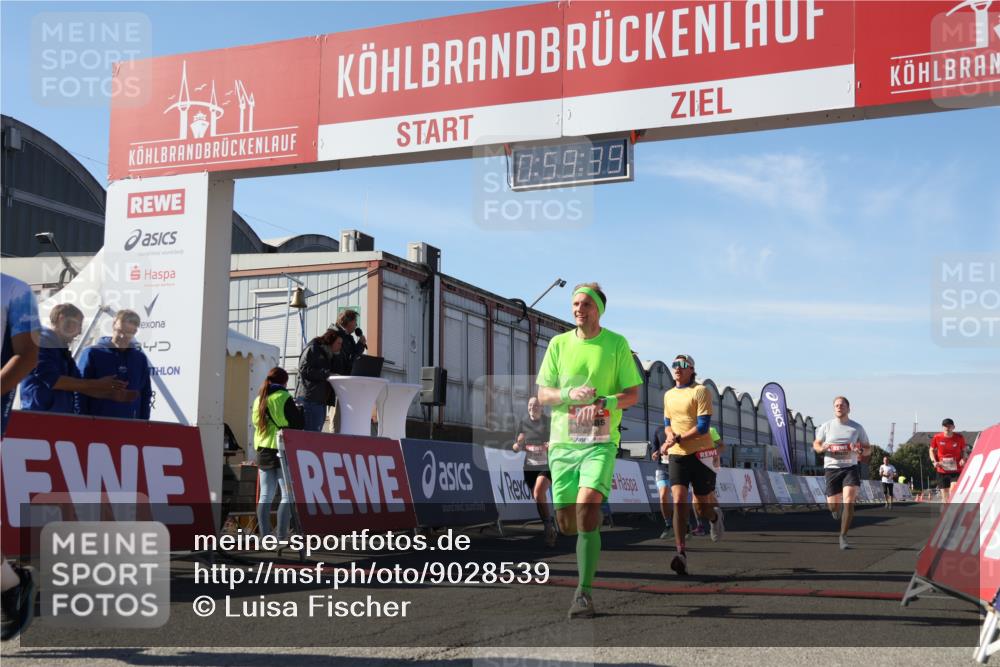 03.10.2025 - Köhlbrandbrückenlauf Luisa Fischer http://msf.ph/oto/9028539 03.10.2025 12:59:38 Ziel 4111, 4215, 4270, 4475, 6060, 6325, 6364, 6616, 6654, 6666, 6754 meine-sportfotos.de