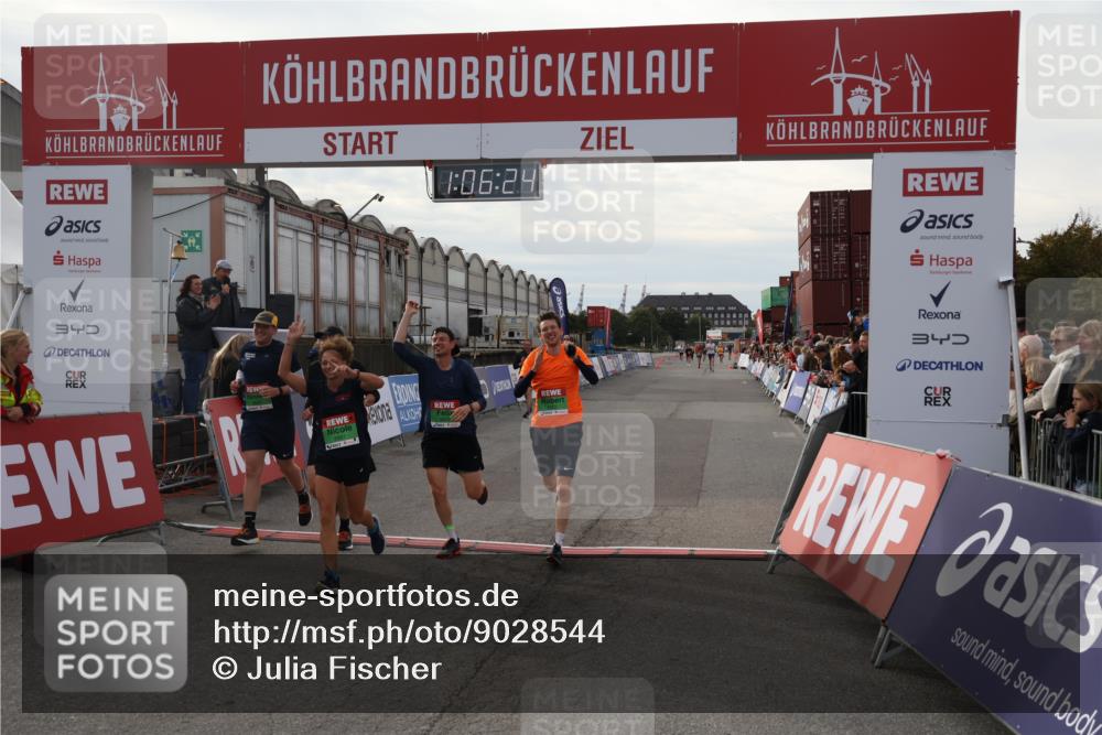 03.10.2025 - Köhlbrandbrückenlauf Julia Fischer http://msf.ph/oto/9028544 03.10.2025 16:06:24 Ziel 7343, 7576, 7601, 8064, 8802, 8803, 8804, 8805, 8991, 9451, 9483, 9572, 9633 meine-sportfotos.de