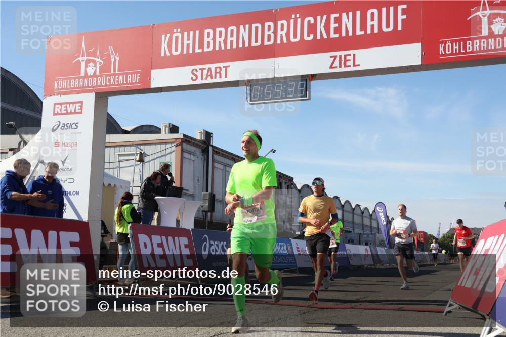 03.10.2025 - Köhlbrandbrückenlauf Luisa Fischer http://msf.ph/oto/9028546 03.10.2025 12:59:38 Ziel 4111, 4215, 4270, 4475, 6060, 6325, 6364, 6616, 6654, 6666, 6754 meine-sportfotos.de