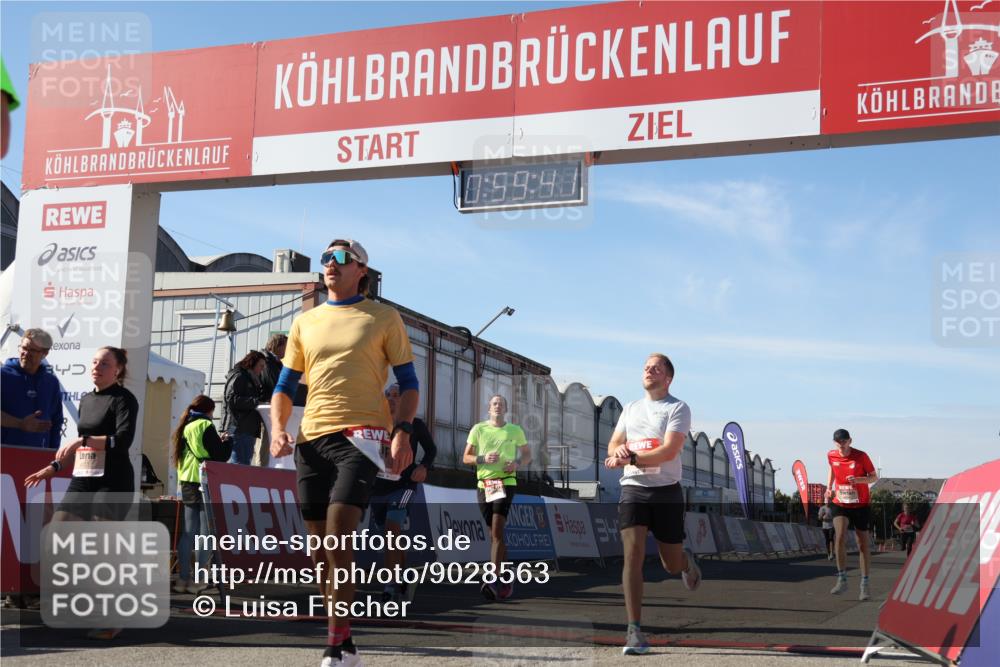 03.10.2025 - Köhlbrandbrückenlauf Luisa Fischer http://msf.ph/oto/9028563 03.10.2025 12:59:40 Ziel 4111, 4215, 4270, 4475, 6060, 6142, 6325, 6364, 6616, 6654, 6666, 6754 meine-sportfotos.de