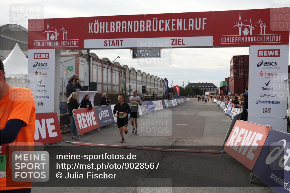 03.10.2025 - Köhlbrandbrückenlauf Julia Fischer http://msf.ph/oto/9028567 03.10.2025 16:06:27 Ziel 7576, 7601, 8064, 8802, 8803, 8804, 8805, 8991, 9483, 9572 meine-sportfotos.de