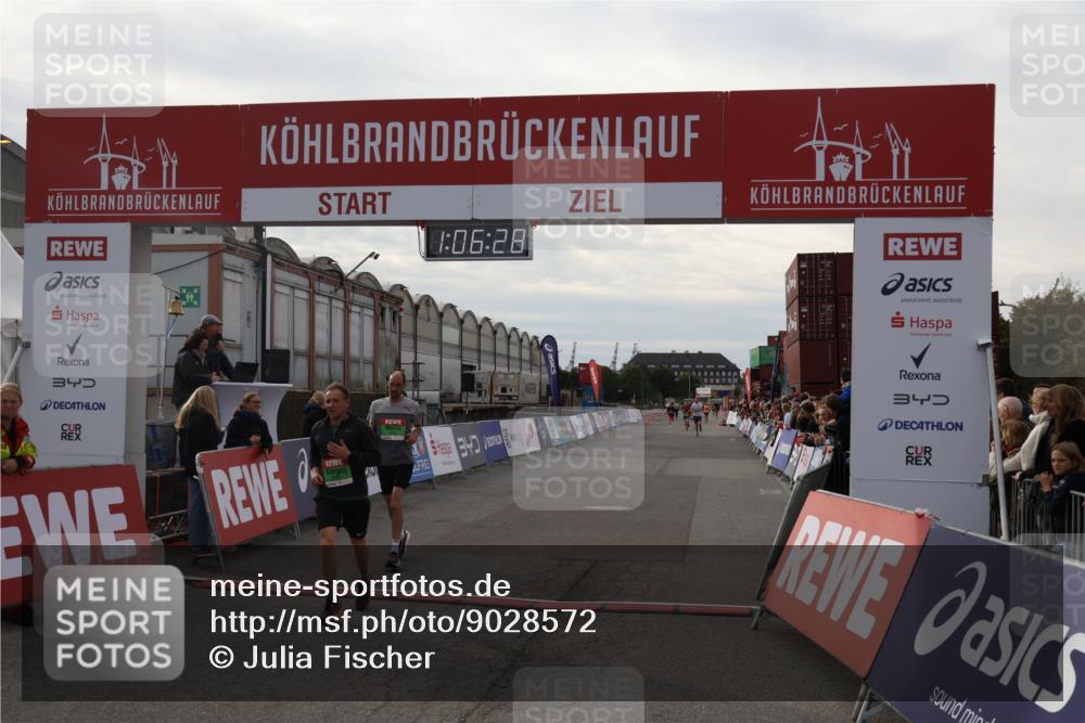 03.10.2025 - Köhlbrandbrückenlauf Julia Fischer http://msf.ph/oto/9028572 03.10.2025 16:06:28 Ziel 7576, 7601, 8802, 8803, 8804, 8805, 8991, 9483, 9572 meine-sportfotos.de