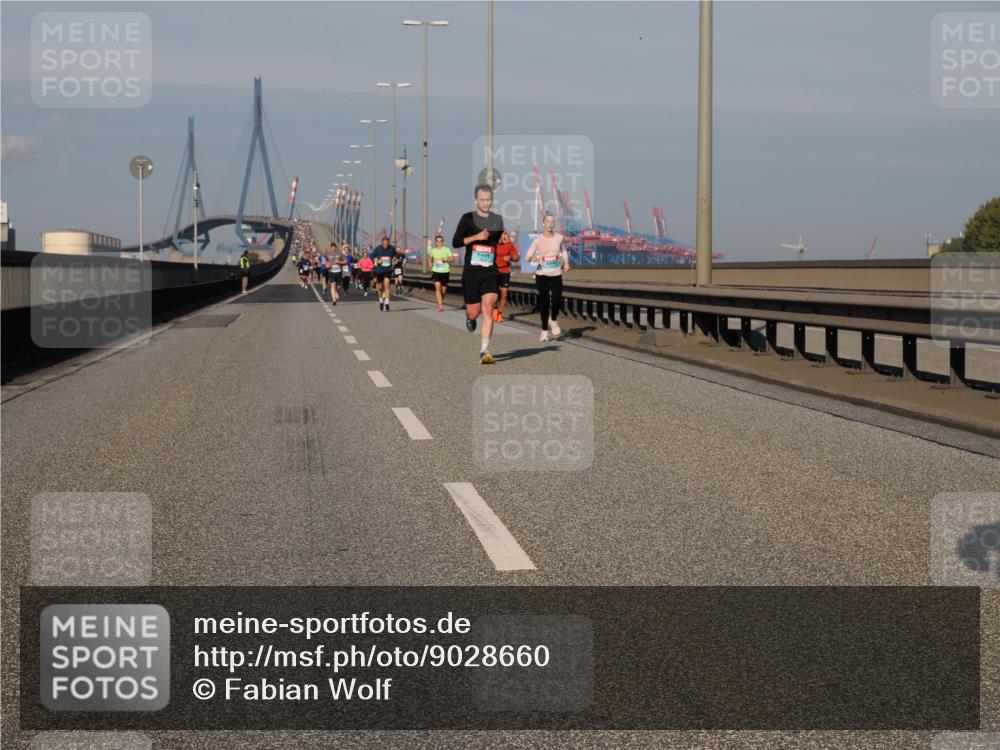 03.10.2025 - Köhlbrandbrückenlauf Fabian Wolf http://msf.ph/oto/9028660 03.10.2025 09:43:54 Position 3  meine-sportfotos.de