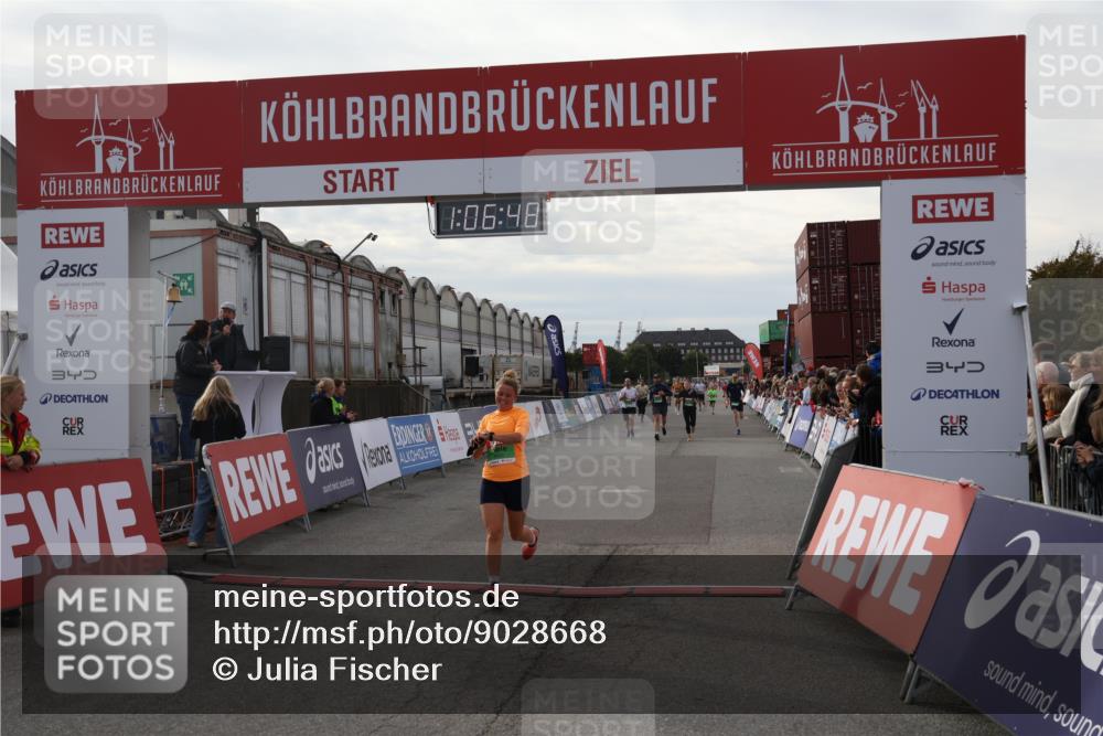 03.10.2025 - Köhlbrandbrückenlauf Julia Fischer http://msf.ph/oto/9028668 03.10.2025 16:06:48 Ziel 7623, 8848, 8860, 8880, 8965, 9128, 9353, 9354 meine-sportfotos.de