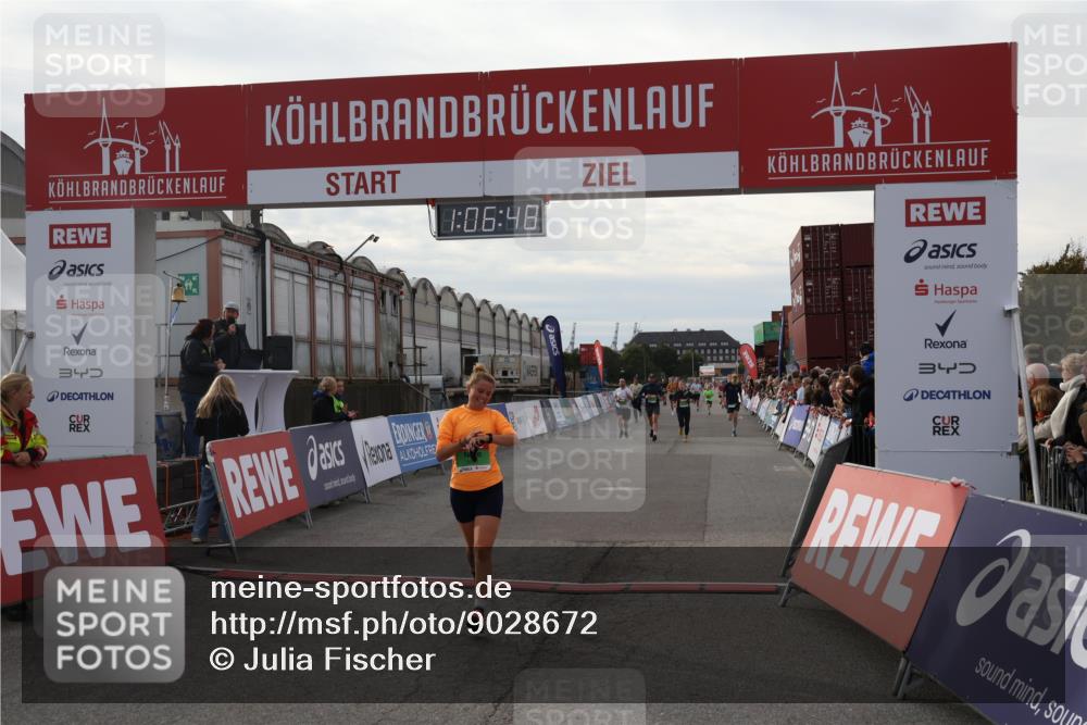 03.10.2025 - Köhlbrandbrückenlauf Julia Fischer http://msf.ph/oto/9028672 03.10.2025 16:06:48 Ziel 7623, 8848, 8860, 8880, 8965, 9128, 9353, 9354 meine-sportfotos.de