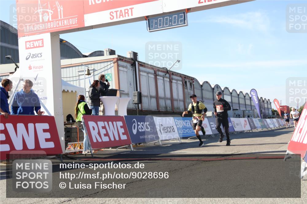 03.10.2025 - Köhlbrandbrückenlauf Luisa Fischer http://msf.ph/oto/9028696 03.10.2025 13:00:02 Ziel 4261, 4319, 4554, 6368 meine-sportfotos.de