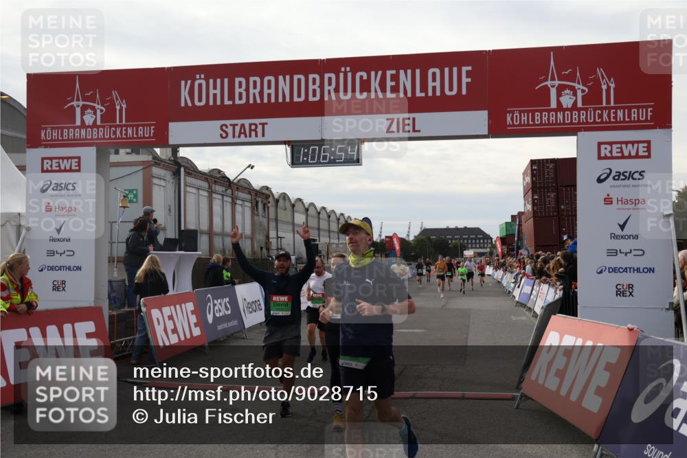 03.10.2025 - Köhlbrandbrückenlauf Julia Fischer http://msf.ph/oto/9028715 03.10.2025 16:06:54 Ziel 7263, 8848, 8880, 8965, 8967, 9128, 9353, 9354 meine-sportfotos.de