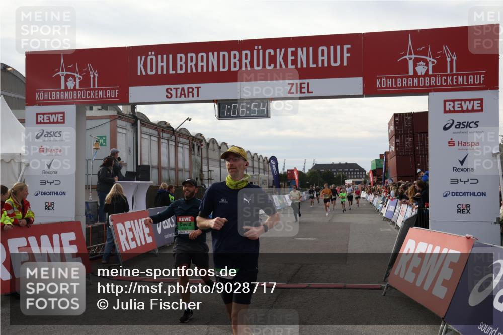 03.10.2025 - Köhlbrandbrückenlauf Julia Fischer http://msf.ph/oto/9028717 03.10.2025 16:06:54 Ziel 7263, 8848, 8880, 8965, 8967, 9128, 9353, 9354 meine-sportfotos.de