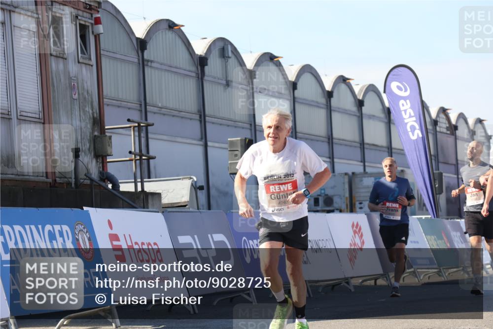 03.10.2025 - Köhlbrandbrückenlauf Luisa Fischer http://msf.ph/oto/9028725 03.10.2025 13:00:06 Ziel 4020, 4192, 4261, 4319, 6097, 6203, 6368 meine-sportfotos.de