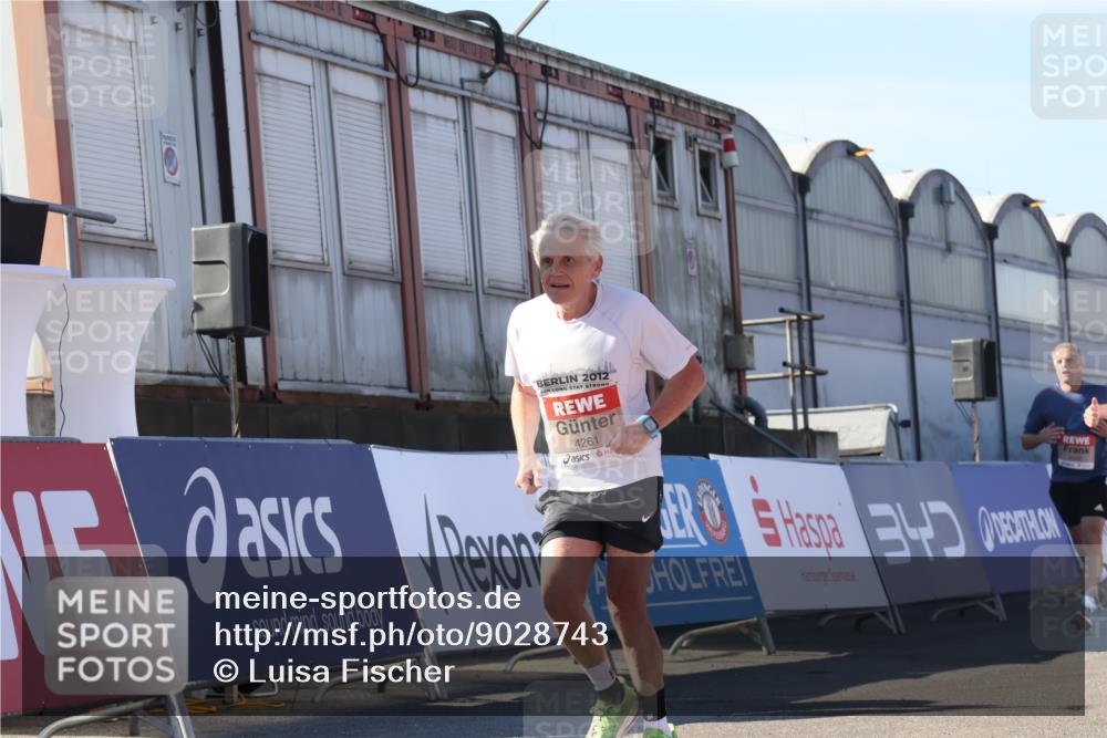 03.10.2025 - Köhlbrandbrückenlauf Luisa Fischer http://msf.ph/oto/9028743 03.10.2025 13:00:07 Ziel 4020, 4192, 4261, 4319, 6097, 6203, 6368, 6798 meine-sportfotos.de