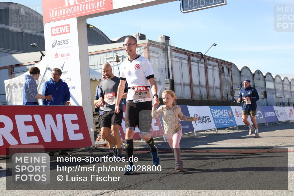 03.10.2025 - Köhlbrandbrückenlauf Luisa Fischer http://msf.ph/oto/9028800 03.10.2025 13:00:12 Ziel 4020, 4192, 4250, 4261, 4319, 6097, 6203, 6368, 6760, 6798 meine-sportfotos.de