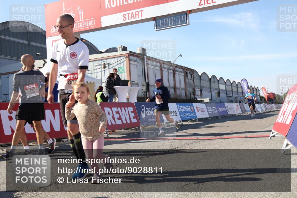 03.10.2025 - Köhlbrandbrückenlauf Luisa Fischer http://msf.ph/oto/9028811 03.10.2025 13:00:13 Ziel 4020, 4192, 4250, 4261, 4319, 6097, 6203, 6236, 6368, 6760, 6798 meine-sportfotos.de