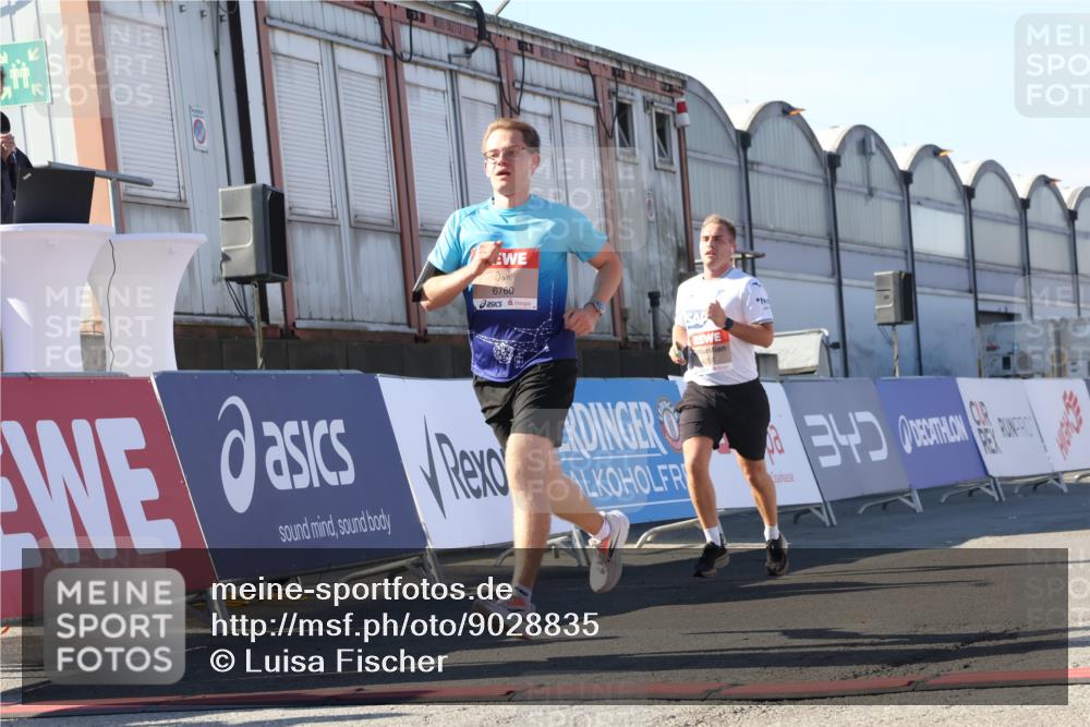 03.10.2025 - Köhlbrandbrückenlauf Luisa Fischer http://msf.ph/oto/9028835 03.10.2025 13:00:16 Ziel 4020, 4192, 4250, 4261, 6097, 6203, 6236, 6707, 6760, 6798 meine-sportfotos.de