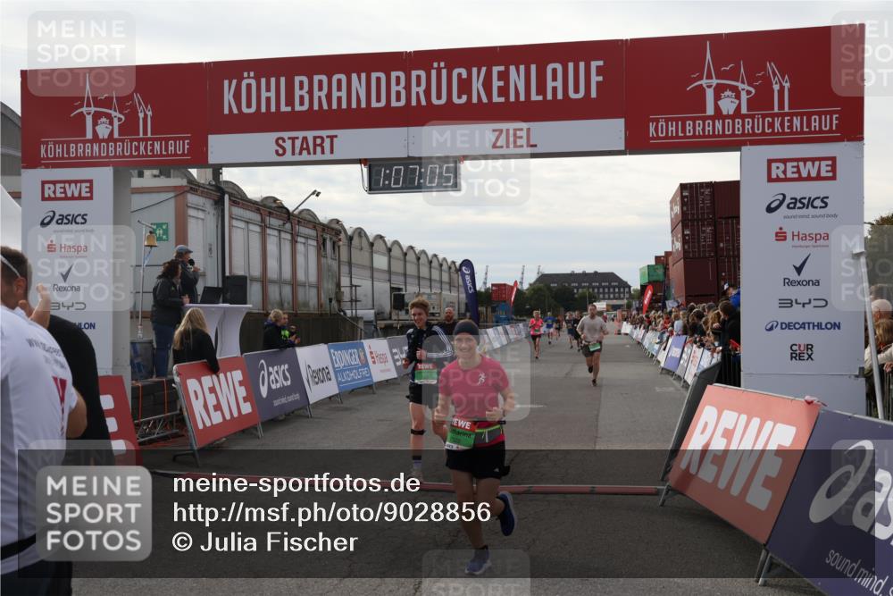 03.10.2025 - Köhlbrandbrückenlauf Julia Fischer http://msf.ph/oto/9028856 03.10.2025 16:07:05 Ziel 7174, 7228, 7263, 7322, 7995, 8026, 8866, 8967, 9416, 9417 meine-sportfotos.de