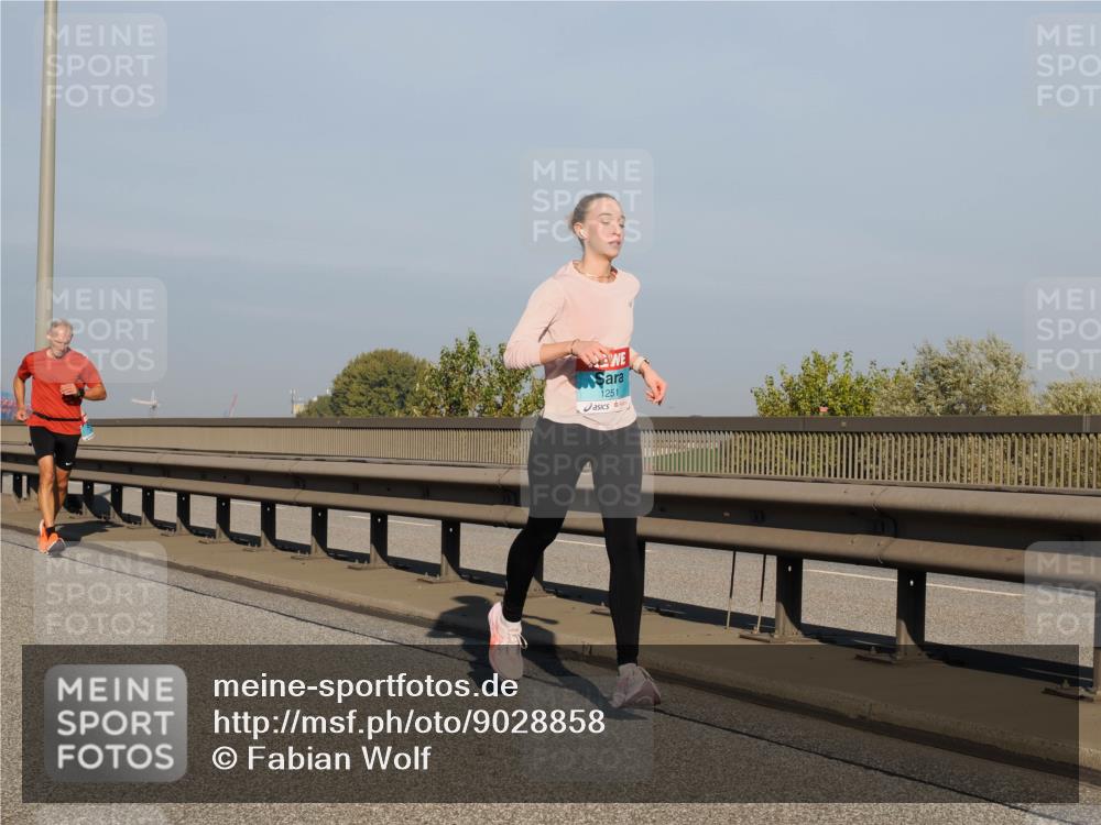 03.10.2025 - Köhlbrandbrückenlauf Fabian Wolf http://msf.ph/oto/9028858 03.10.2025 09:44:00 Position 3 1251 meine-sportfotos.de