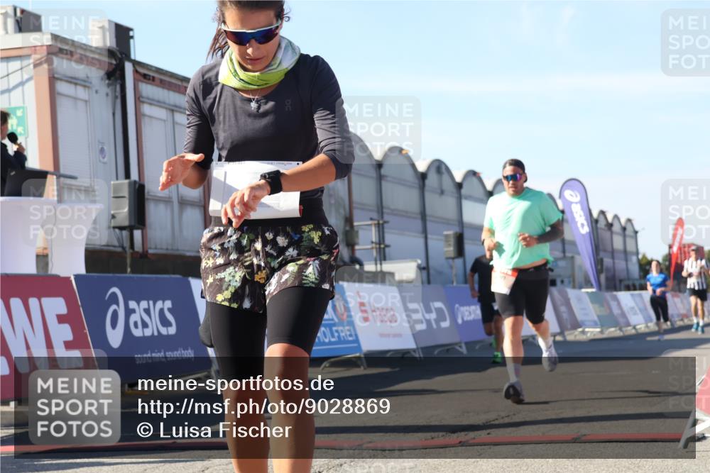 03.10.2025 - Köhlbrandbrückenlauf Luisa Fischer http://msf.ph/oto/9028869 03.10.2025 13:00:21 Ziel 4020, 4163, 4192, 4250, 4275, 6203, 6236, 6707, 6714, 6760, 6798 meine-sportfotos.de