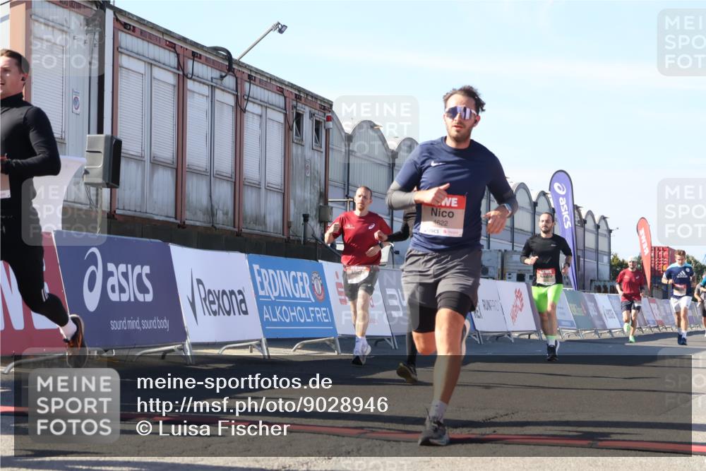 03.10.2025 - Köhlbrandbrückenlauf Luisa Fischer http://msf.ph/oto/9028946 03.10.2025 13:00:32 Ziel 4016, 4163, 4172, 4275, 4299, 4622, 4850, 5664, 6373, 6490, 6707, 6714 meine-sportfotos.de