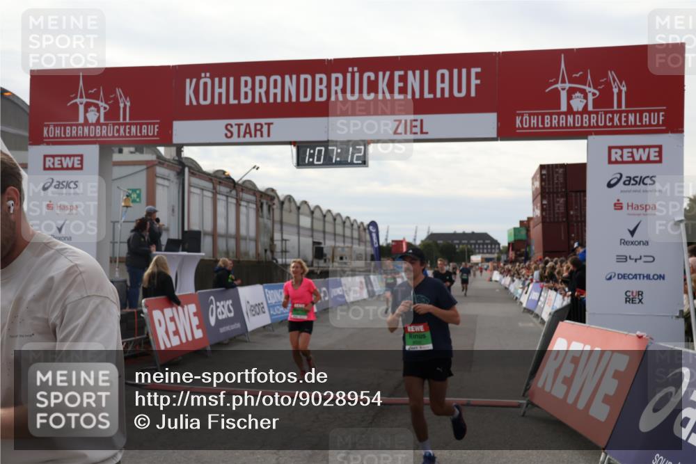 03.10.2025 - Köhlbrandbrückenlauf Julia Fischer http://msf.ph/oto/9028954 03.10.2025 16:07:12 Ziel 7174, 7228, 7322, 7340, 7560, 7995, 8026, 8847, 8925, 9416 meine-sportfotos.de