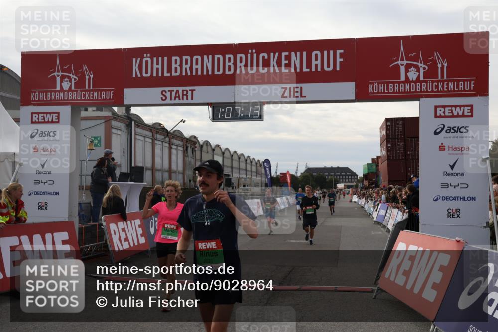 03.10.2025 - Köhlbrandbrückenlauf Julia Fischer http://msf.ph/oto/9028964 03.10.2025 16:07:13 Ziel 7174, 7228, 7322, 7340, 7560, 7995, 8026, 8847, 8925 meine-sportfotos.de
