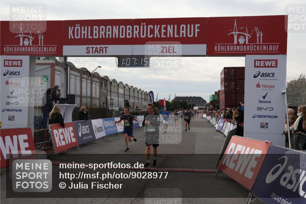 03.10.2025 - Köhlbrandbrückenlauf Julia Fischer http://msf.ph/oto/9028977 03.10.2025 16:07:16 Ziel 7093, 7174, 7302, 7340, 7560, 7995, 8026, 8847, 8925 meine-sportfotos.de