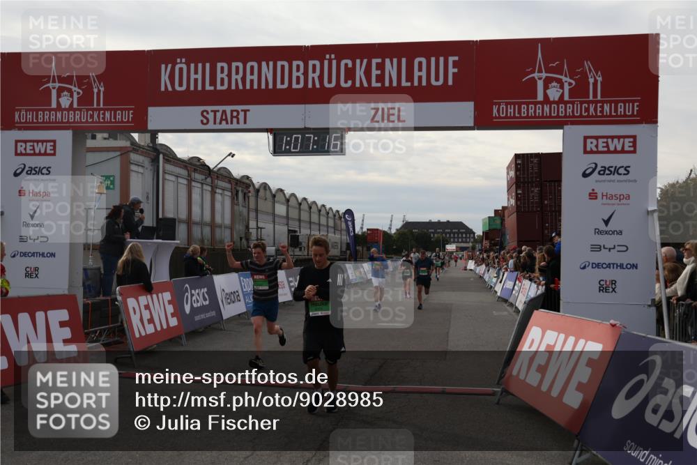 03.10.2025 - Köhlbrandbrückenlauf Julia Fischer http://msf.ph/oto/9028985 03.10.2025 16:07:16 Ziel 7093, 7174, 7302, 7340, 7560, 7995, 8026, 8847, 8925 meine-sportfotos.de