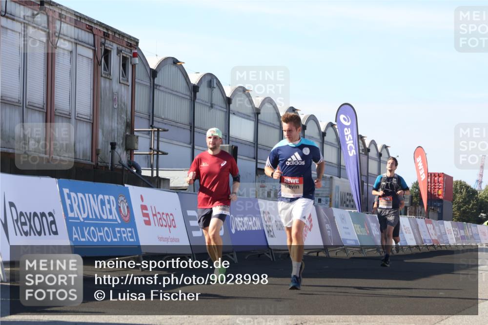 03.10.2025 - Köhlbrandbrückenlauf Luisa Fischer http://msf.ph/oto/9028998 03.10.2025 13:00:36 Ziel 4016, 4163, 4172, 4228, 4299, 4622, 4763, 4850, 5011, 5664, 6373, 6490, 6714 meine-sportfotos.de