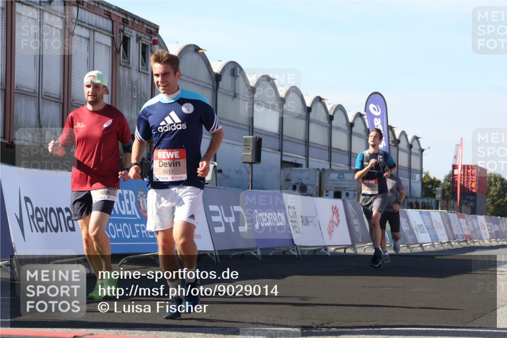 03.10.2025 - Köhlbrandbrückenlauf Luisa Fischer http://msf.ph/oto/9029014 03.10.2025 13:00:38 Ziel 4016, 4018, 4172, 4228, 4299, 4622, 4763, 4850, 5011, 5664, 6373, 6490 meine-sportfotos.de
