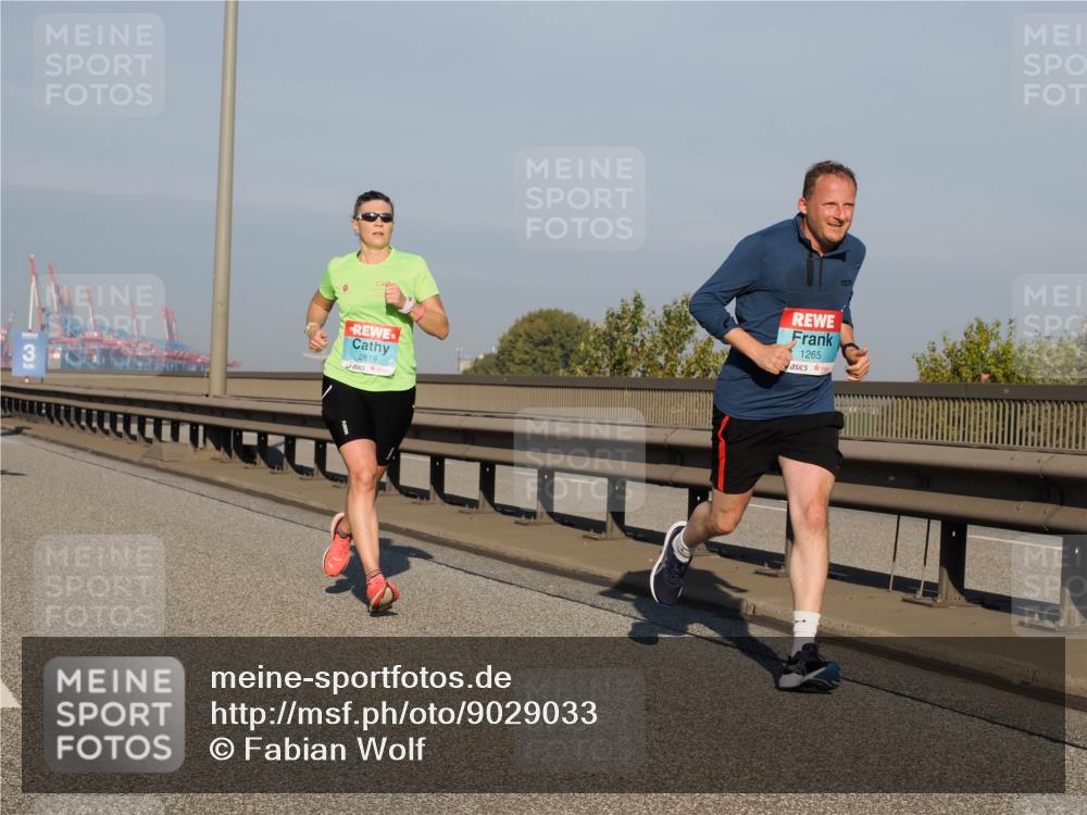 03.10.2025 - Köhlbrandbrückenlauf Fabian Wolf http://msf.ph/oto/9029033 03.10.2025 09:44:06 Position 3 3, 0, 2819, 1265 meine-sportfotos.de