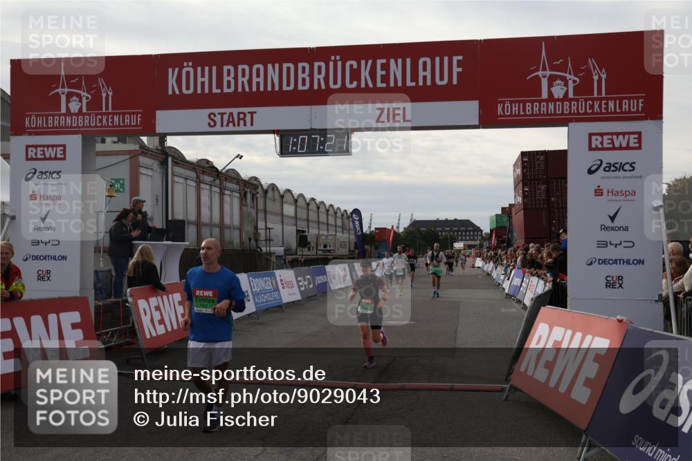 03.10.2025 - Köhlbrandbrückenlauf Julia Fischer http://msf.ph/oto/9029043 03.10.2025 16:07:21 Ziel 7093, 7302, 7340, 7402, 7434, 7560, 8026, 8847, 8925, 9018, 9261 meine-sportfotos.de