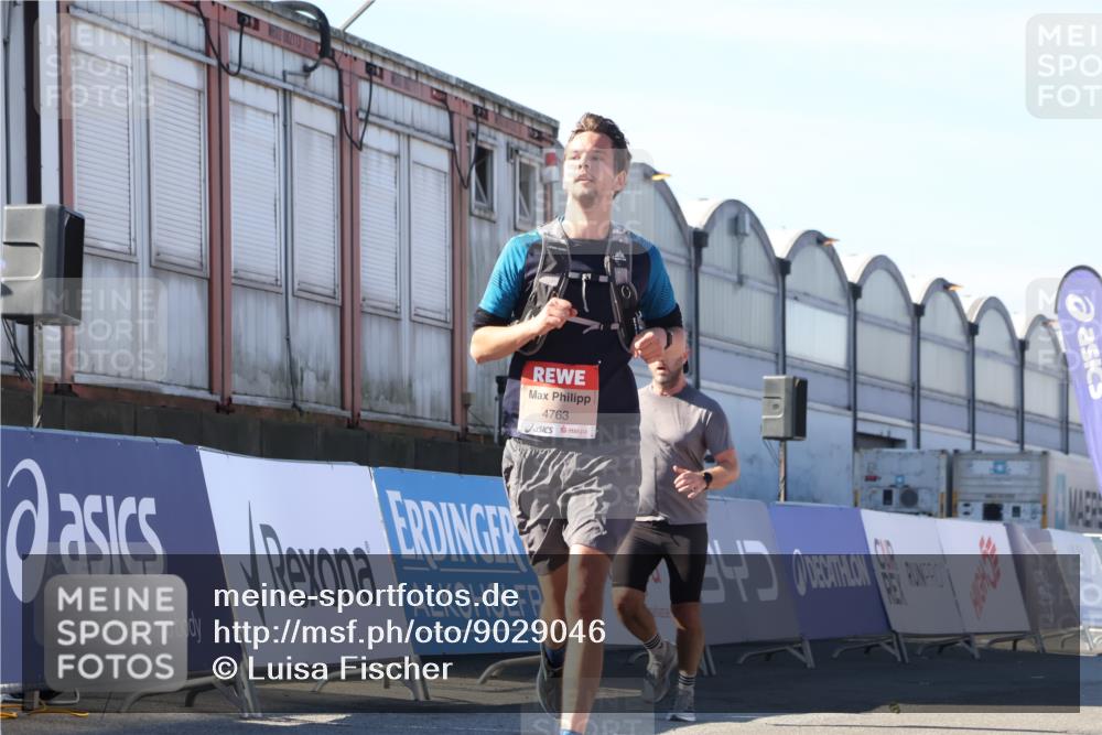 03.10.2025 - Köhlbrandbrückenlauf Luisa Fischer http://msf.ph/oto/9029046 03.10.2025 13:00:41 Ziel 4016, 4018, 4172, 4228, 4299, 4622, 4763, 4850, 5011, 5664, 6373, 6525 meine-sportfotos.de