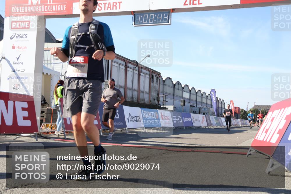 03.10.2025 - Köhlbrandbrückenlauf Luisa Fischer http://msf.ph/oto/9029074 03.10.2025 13:00:43 Ziel 4016, 4018, 4228, 4299, 4763, 5011, 6042, 6373, 6525 meine-sportfotos.de