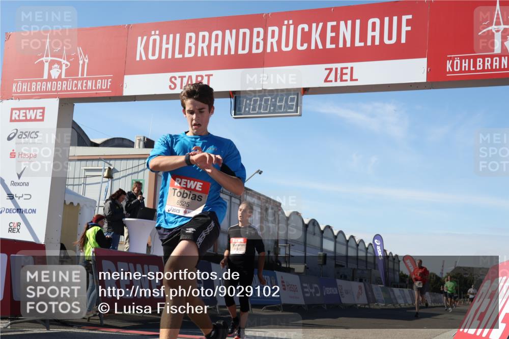 03.10.2025 - Köhlbrandbrückenlauf Luisa Fischer http://msf.ph/oto/9029102 03.10.2025 13:00:48 Ziel 4018, 4228, 4763, 5011, 6042, 6464, 6525 meine-sportfotos.de