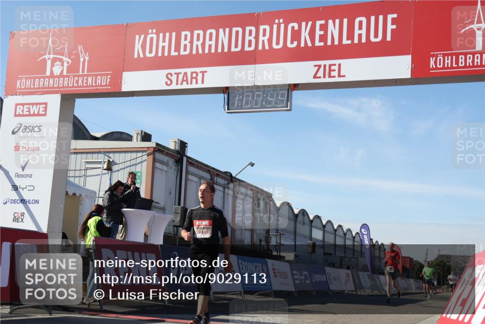 03.10.2025 - Köhlbrandbrückenlauf Luisa Fischer http://msf.ph/oto/9029113 03.10.2025 13:00:48 Ziel 4018, 4228, 4763, 5011, 6042, 6464, 6525 meine-sportfotos.de